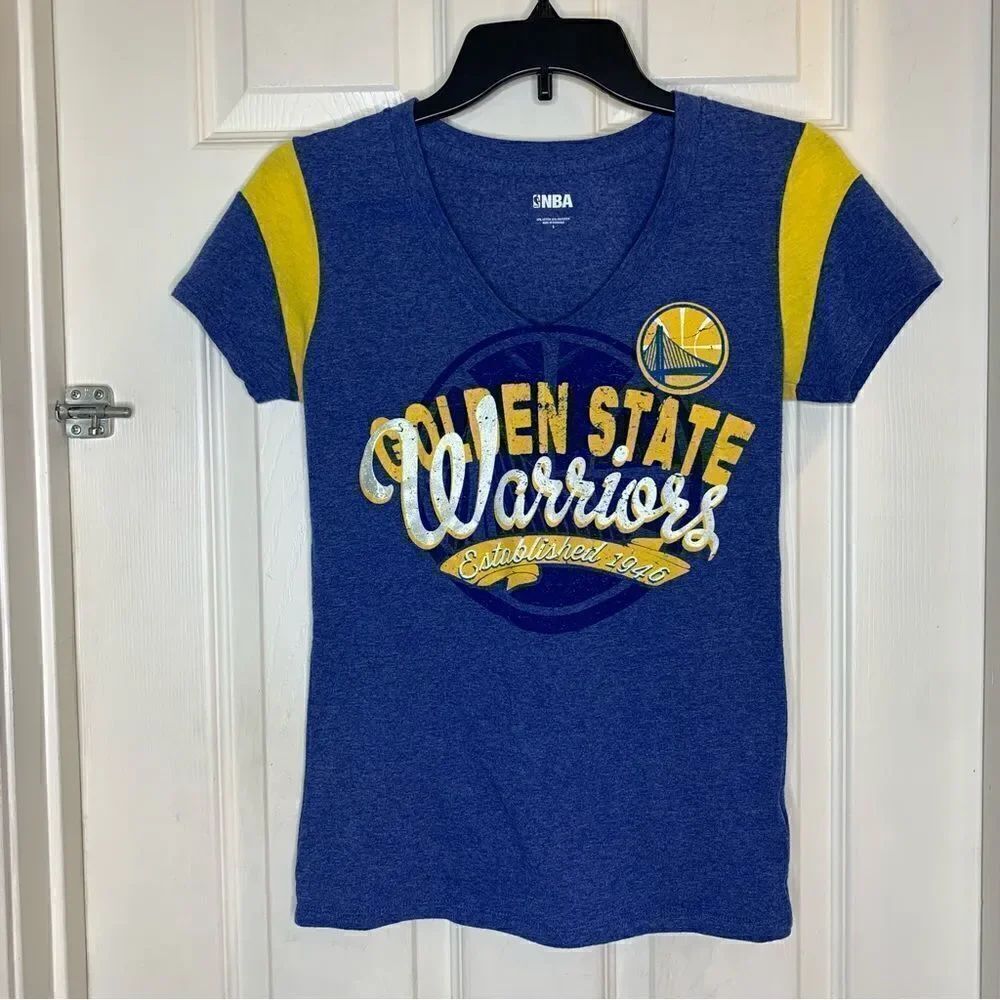 Golden State Warriors NBA Fitted Tee Size Small